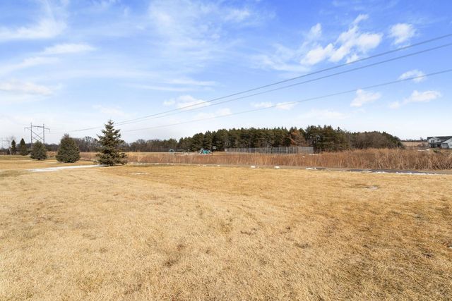5366 Pine Island Road, Woodbury, MN 55129