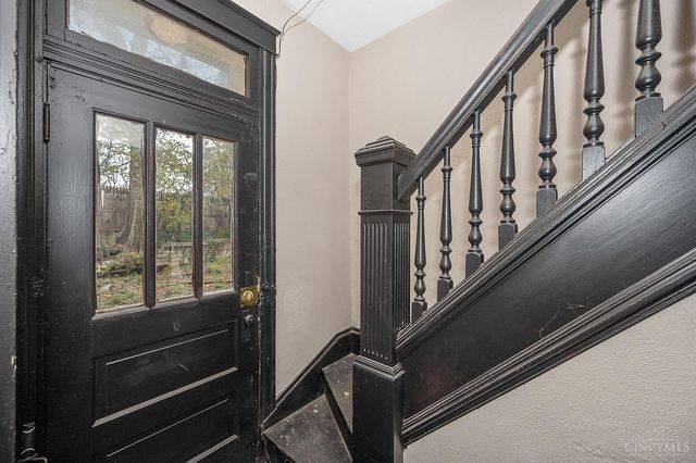 816 Windham Avenue, Cincinnati, OH 45229