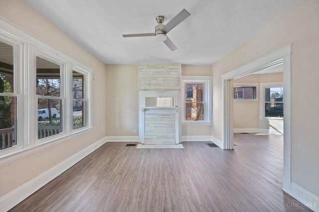 816 Windham Avenue, Cincinnati, OH 45229