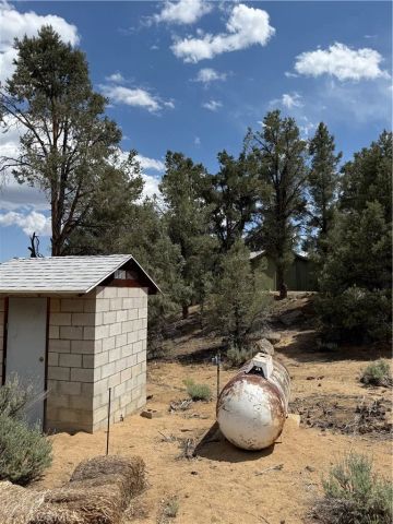 98011 Maine Road, Kennedy Meadows, CA 93527