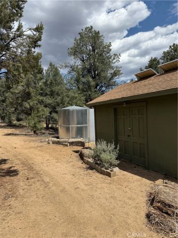 98011 Maine Road, Kennedy Meadows, CA 93527