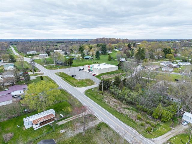 6651 Wizard Of Oz Way, Hillsboro, OH 45133