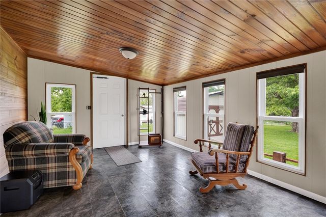 6651 Wizard Of Oz Way, Hillsboro, OH 45133