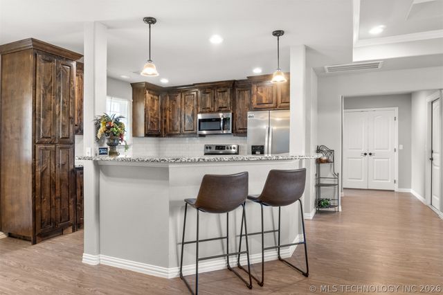 827 S McKinley Avenue, Calera, OK 74730