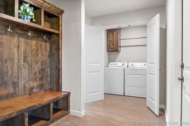827 S McKinley Avenue, Calera, OK 74730
