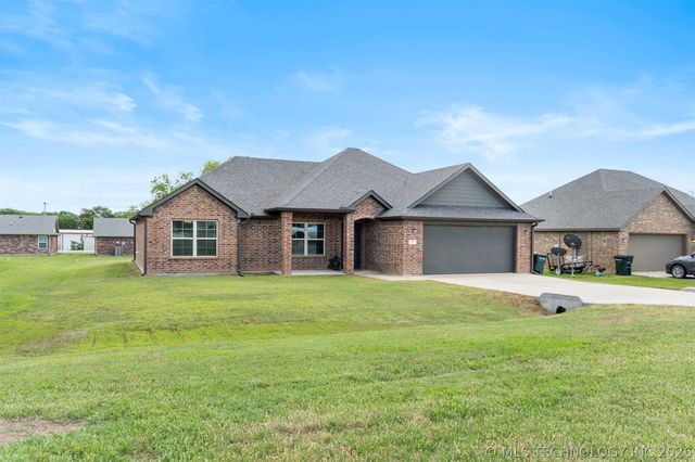 827 S McKinley Avenue, Calera, OK 74730