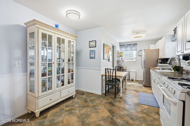 81 Berry Place, Long Branch, NJ 07740