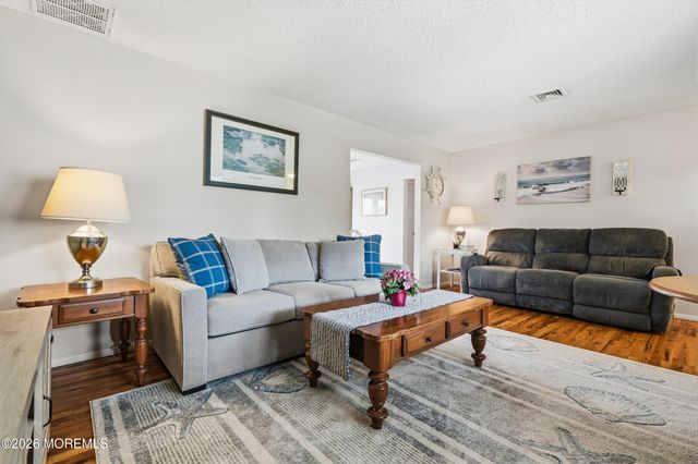 81 Berry Place, Long Branch, NJ 07740