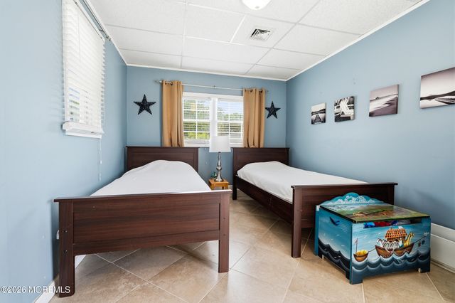 81 Berry Place, Long Branch, NJ 07740