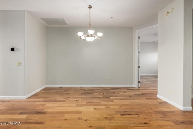 10655 N 9TH Street 213, Phoenix, AZ 85020