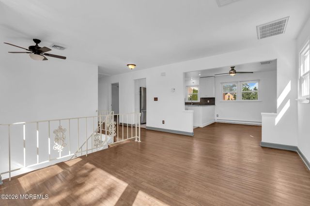 9 Creek Road, Port Monmouth, NJ 07758
