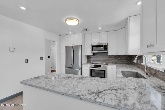 9 Creek Road, Port Monmouth, NJ 07758