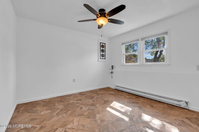 9 Creek Road, Port Monmouth, NJ 07758
