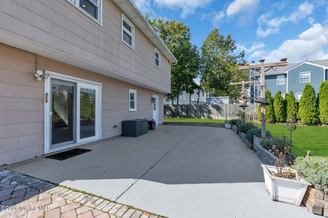 9 Creek Road, Port Monmouth, NJ 07758