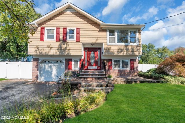 9 Creek Road, Port Monmouth, NJ 07758