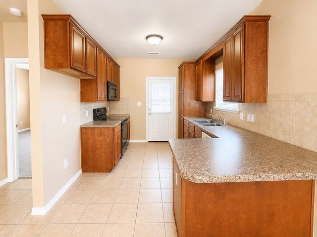 1108 Parkway Trail, Princeton, TX 75407
