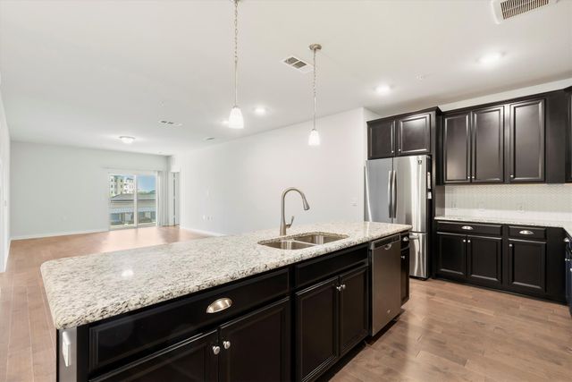 651 N Watters Road 7202, Allen, TX 75013