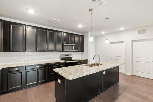 651 N Watters Road 7202, Allen, TX 75013