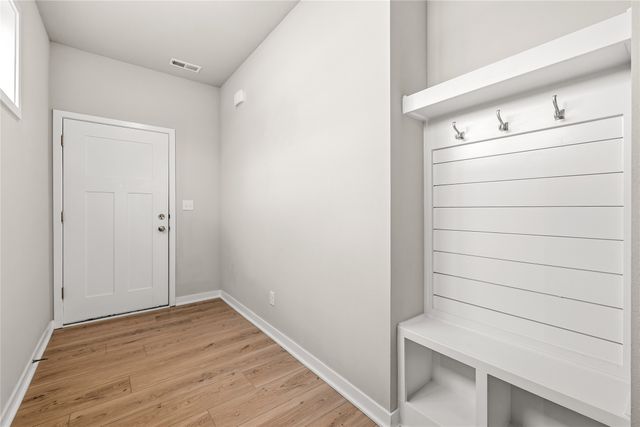 246 NE Meadow Lane, Ankeny, IA 50021