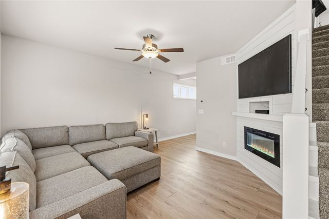 246 NE Meadow Lane, Ankeny, IA 50021