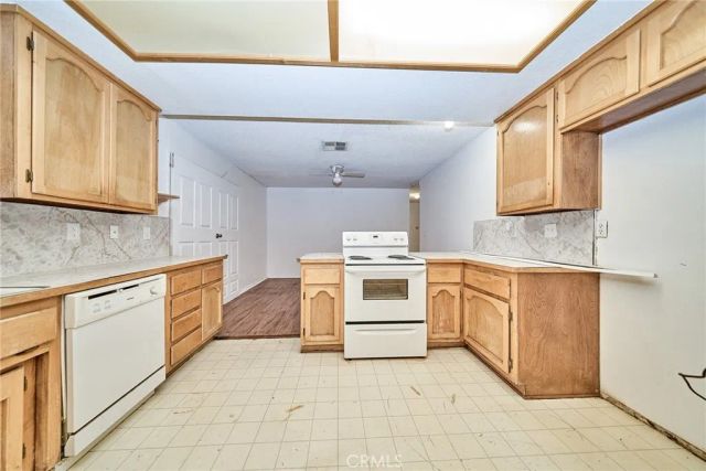 10007 Victor Street, Hesperia, CA 92345