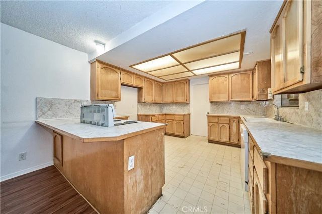 10007 Victor Street, Hesperia, CA 92345