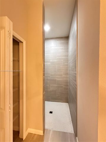 1025 Jupiter Lp, La Belle, FL 33935