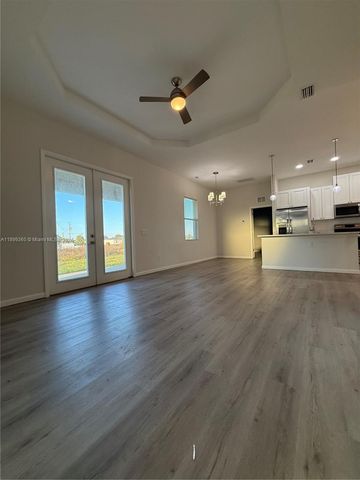 1025 Jupiter Lp, La Belle, FL 33935