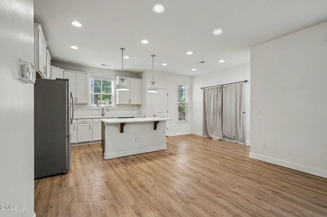 404 Avery Glenn Way, Fuquay Varina, NC 27526