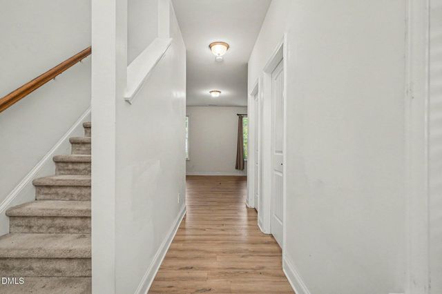 404 Avery Glenn Way, Fuquay Varina, NC 27526