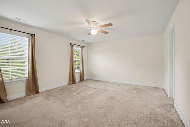 404 Avery Glenn Way, Fuquay Varina, NC 27526