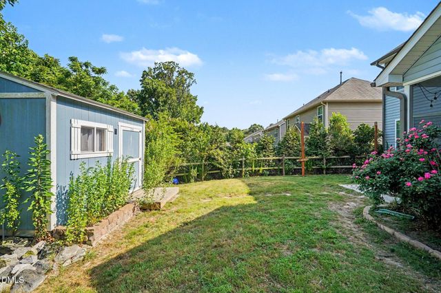 404 Avery Glenn Way, Fuquay Varina, NC 27526