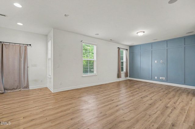 404 Avery Glenn Way, Fuquay Varina, NC 27526