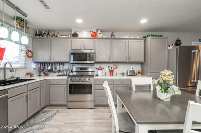 20656 E WAGON Way, Mayer, AZ 86333