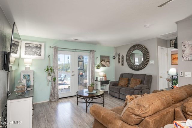 20656 E WAGON Way, Mayer, AZ 86333