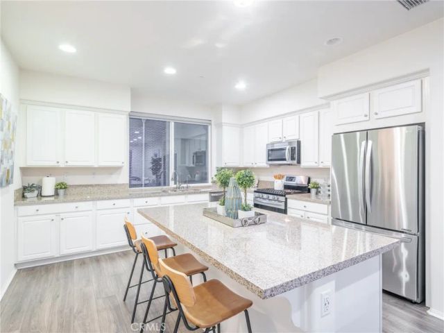 422 W Route 66 47, Glendora, CA 91740