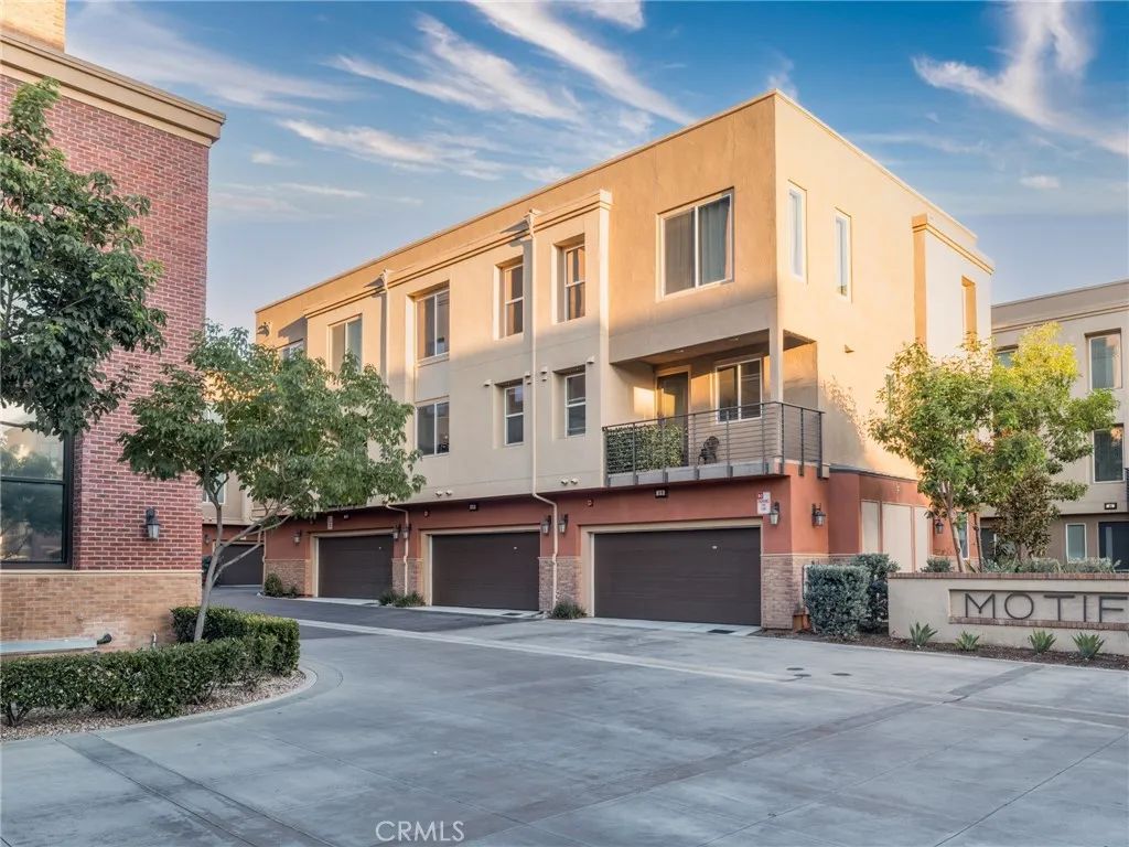 422 W Route 66 47, Glendora, CA 91740