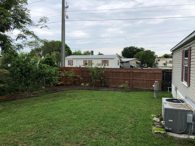 11841 Cove Place, Boca Raton, FL 33428