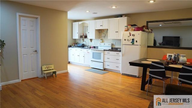 226 Gravel Hill Road, Monroe, NJ 08831