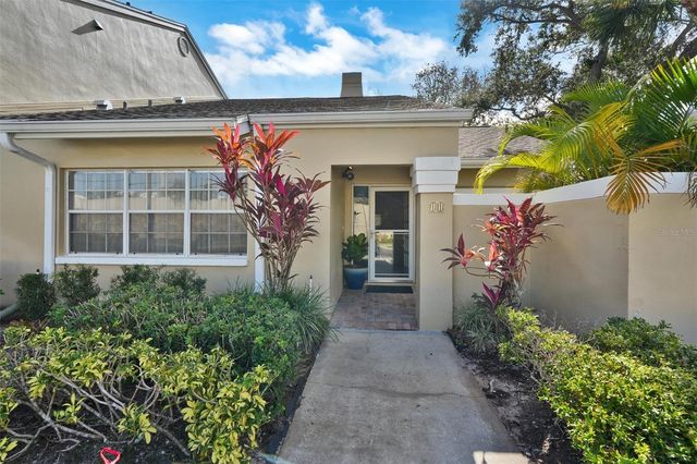 8352 MEADOWBROOK DRIVE 11, Seminole, FL 33777