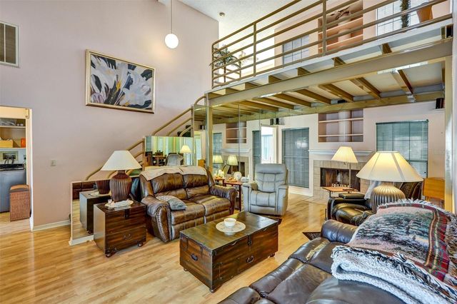 8352 MEADOWBROOK DRIVE 11, Seminole, FL 33777