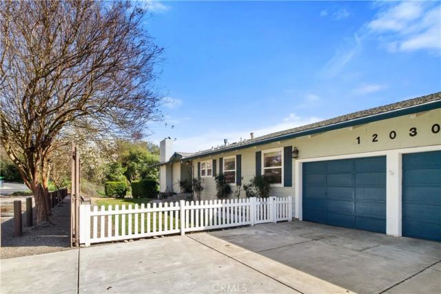 12030 Rodden, Oakdale, CA 95361