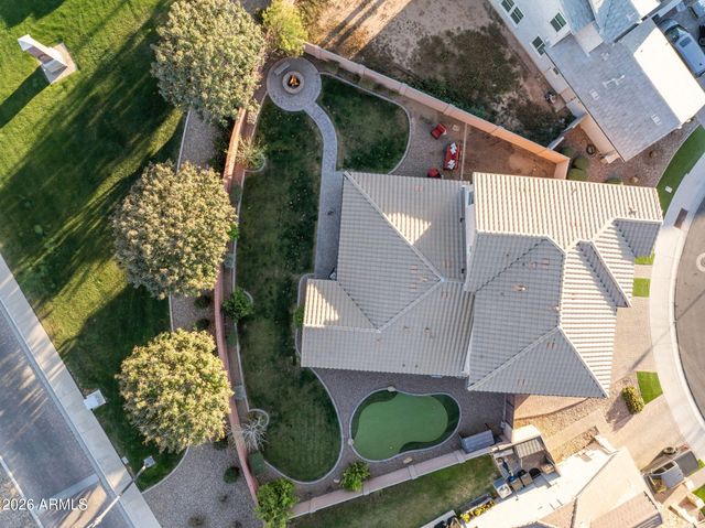 2167 S OSBORN Lane, Gilbert, AZ 85295