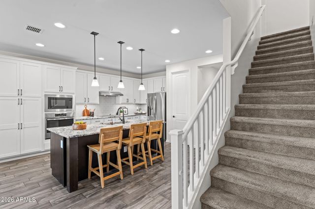 2167 S OSBORN Lane, Gilbert, AZ 85295