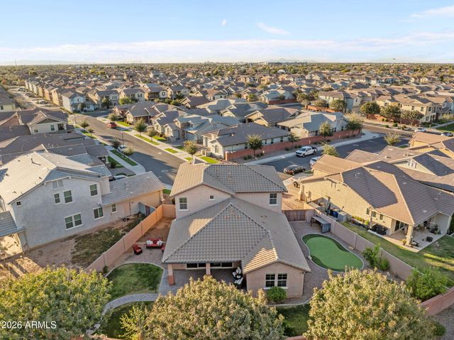 2167 S OSBORN Lane, Gilbert, AZ 85295