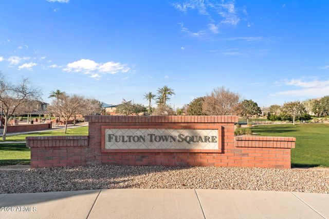 2167 S OSBORN Lane, Gilbert, AZ 85295