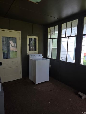 401 E 3rd Street, Brookston, IN 47923