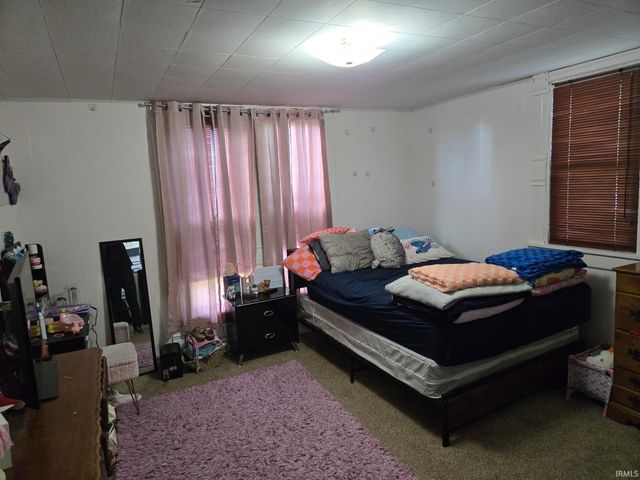 401 E 3rd Street, Brookston, IN 47923