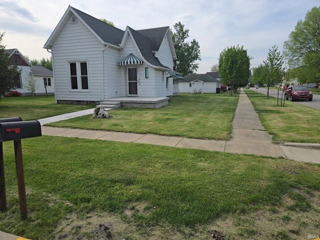 401 E 3rd Street, Brookston, IN 47923