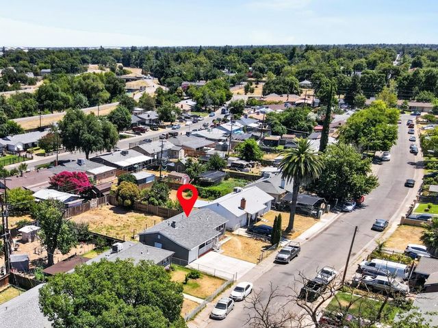 629 Lee Dr, Sacramento, CA 95815